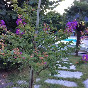 demeure-dhotes-les-irisynes.hotels-rhonealpes.com/